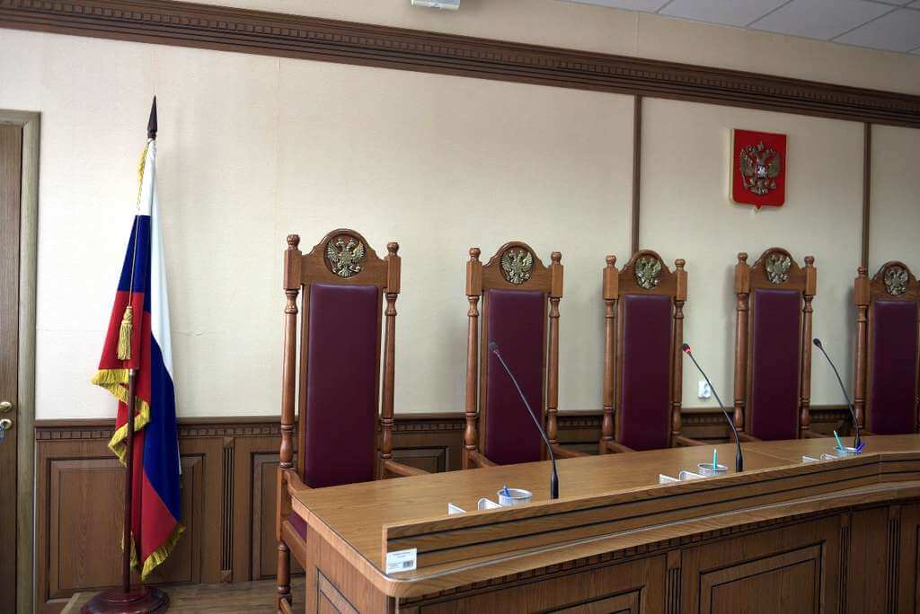 выплатить компенсацию морального вреда за оказание медицинских услуг ненадлежащего качества.